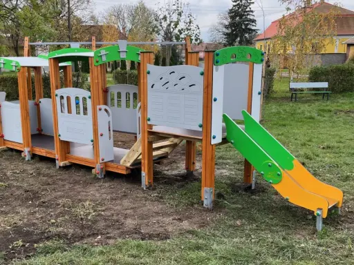 Czym wyposażyć plac zabaw? Bezpieczeństwo i rozwój dzieci to priorytet!